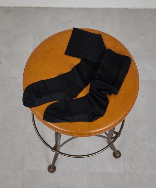 GALLARDAGALANTE（ガリャルダガランテ）の「【MAEE】シアーソックス（ソックス/靴下・レディース・ブラック/ボルドー・FREE）」の3枚目の写真