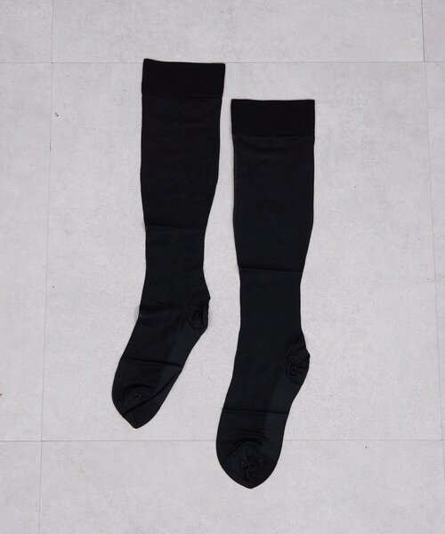 GALLARDAGALANTE（ガリャルダガランテ）の「【MAEE】シアーソックス（ソックス/靴下・レディース・ブラック/ボルドー・FREE）」の4枚目の写真