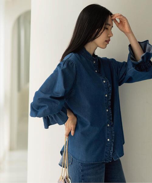 OPAQUE.CLIP（オペークドットクリップ）の「セルロース混デニムフリルブラウス【洗濯機OK】（シャツ/ブラウス・レディース・ネイビー/ブルー系その他・40/38/42）」の4枚目の写真