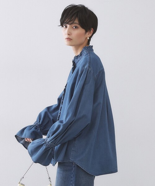 OPAQUE.CLIP（オペークドットクリップ）の「セルロース混デニムフリルブラウス【洗濯機OK】（シャツ/ブラウス・レディース・ネイビー/ブルー系その他・40/38/42）」の11枚目の写真