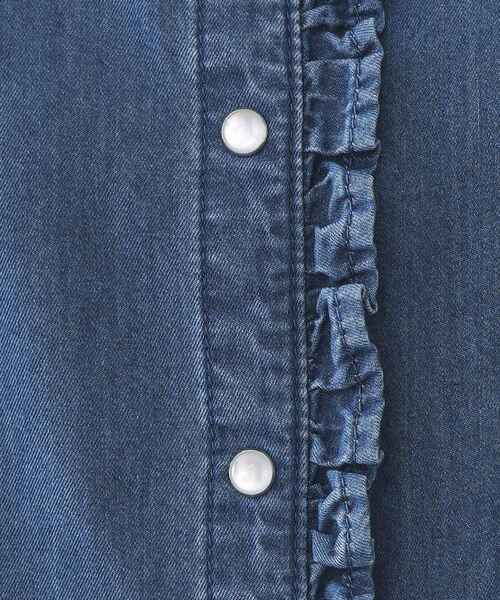 OPAQUE.CLIP（オペークドットクリップ）の「セルロース混デニムフリルブラウス【洗濯機OK】（シャツ/ブラウス・レディース・ネイビー/ブルー系その他・40/38/42）」の14枚目の写真