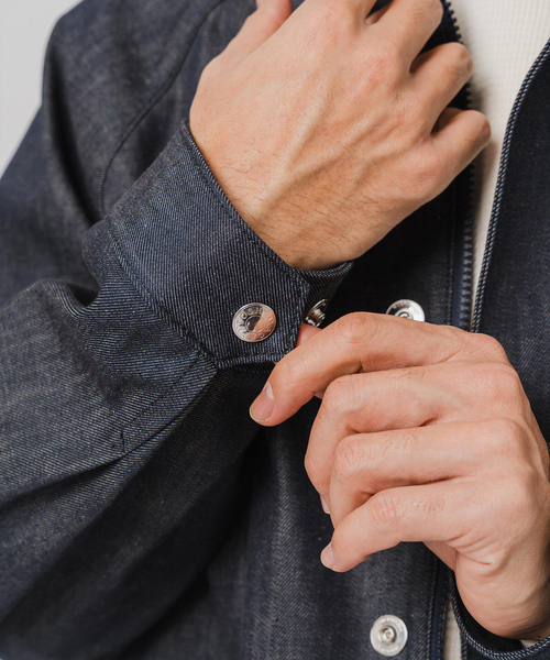 Mackintosh（マッキントッシュ）の「MACKINTOSH(マッキントッシュ) 別注 WEATHERTEC SKYE ショート(デニム)（その他アウター・メンズ・ネイビー・40/38/36）」の5枚目の写真