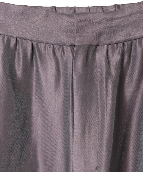 CONVERSE TOKYO(コンバーストウキョウ)の「SHINY SATIN PINTUCK WIDE PANTS(その他パンツ・レディース・ブラック/グレー/グリーン・FREE)」の19枚目の写真