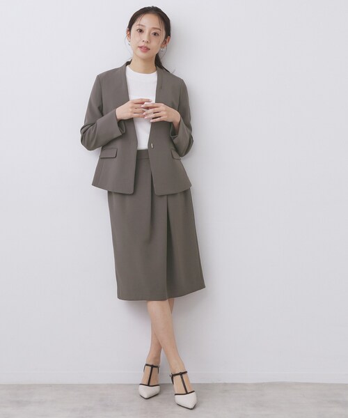 index(インデックス)の「アシンメトリーストレッチタックスカート/セットアップ対応【洗濯機OK/防シワ/イージーアイロン】(スカート・レディース・ネイビー/ブラック系7/ナチュラル/チャコールグレー・36/42/40/38)」の7枚目の写真