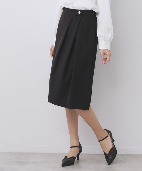 index(インデックス)の「アシンメトリーストレッチタックスカート/セットアップ対応【洗濯機OK/防シワ/イージーアイロン】(スカート・レディース・ネイビー/ブラック系7/ナチュラル/チャコールグレー・36/42/40/38)」の17枚目の写真