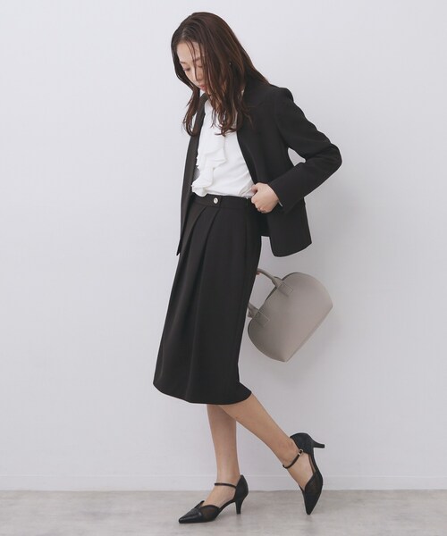index(インデックス)の「アシンメトリーストレッチタックスカート/セットアップ対応【洗濯機OK/防シワ/イージーアイロン】(スカート・レディース・ネイビー/ブラック系7/ナチュラル/チャコールグレー・36/42/40/38)」の19枚目の写真