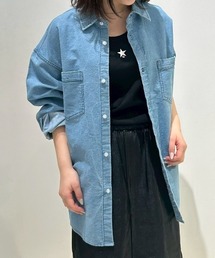 STAR★ PATCH OVERSIZED DENIM SHIRT