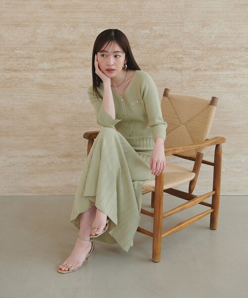 natural couture(ナチュラルクチュール)の「ラメプリーツニットワンピース(ワンピース・レディース・サックスブルー/ネイビー/ミント/アイボリー・FREE)」の15枚目の写真