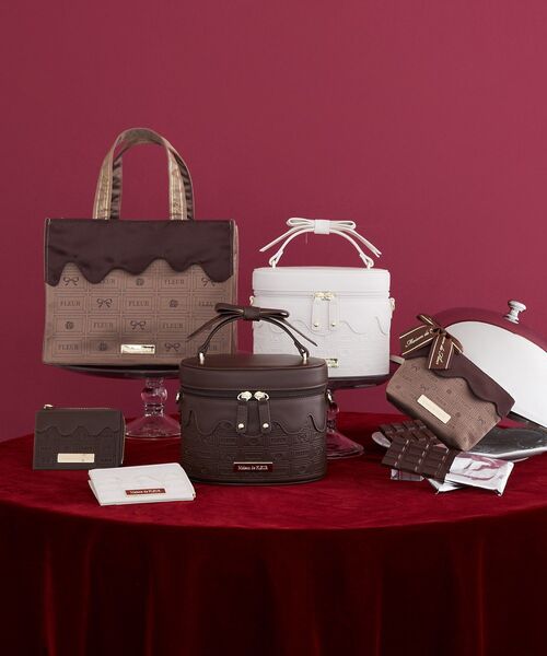 Maison de FLEUR（メゾンドフルール）の「FLEURチョコレートキューブバッグ（ハンドバッグ・レディース・ホワイト系その他2/ブラウン・FREE）」の19枚目の写真