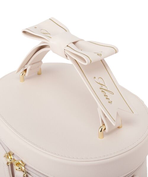 Maison de FLEUR（メゾンドフルール）の「FLEURチョコレートキューブバッグ（ハンドバッグ・レディース・ホワイト系その他2/ブラウン・FREE）」の6枚目の写真