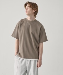 EASENCE（イーズエンス）の「接触冷感 ボックスシルエット サイドスリット ベーシック 半袖Tシャツ / UVカット＜COMFORT EDITシリーズ＞【EASENCE】（Tシャツ/カットソー）」