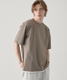EASENCE（イーズエンス）の「接触冷感 ボックスシルエット サイドスリット ベーシック 半袖Tシャツ / UVカット＜COMFORT EDITシリーズ＞【EASENCE】（Tシャツ/カットソー）」