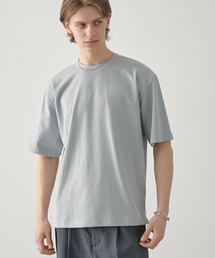 EASENCE（イーズエンス）の「接触冷感 ボックスシルエット サイドスリット ベーシック 半袖Tシャツ / UVカット＜COMFORT EDITシリーズ＞【EASENCE】（Tシャツ/カットソー）」