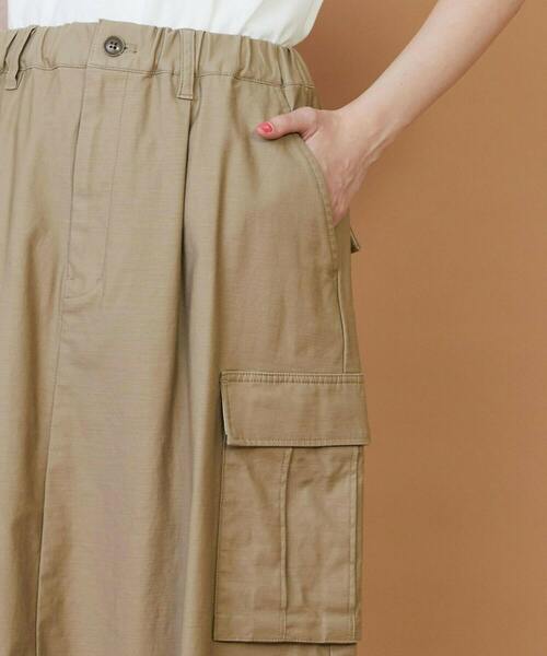 FRAPBOIS(フラボア)の「バックサテン スカート(スカート・レディース・グリーン/ベージュ・0/1)」の16枚目の写真