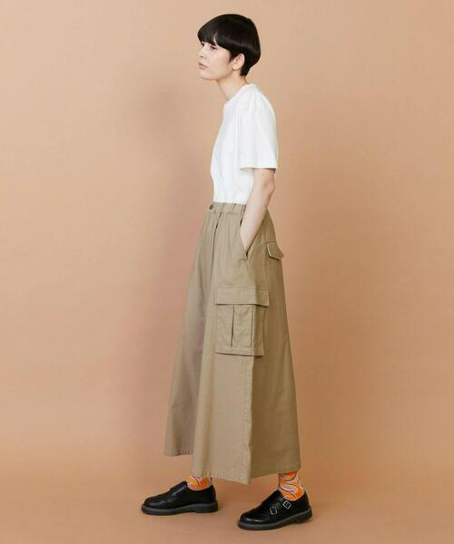 FRAPBOIS(フラボア)の「バックサテン スカート(スカート・レディース・グリーン/ベージュ・0/1)」の12枚目の写真