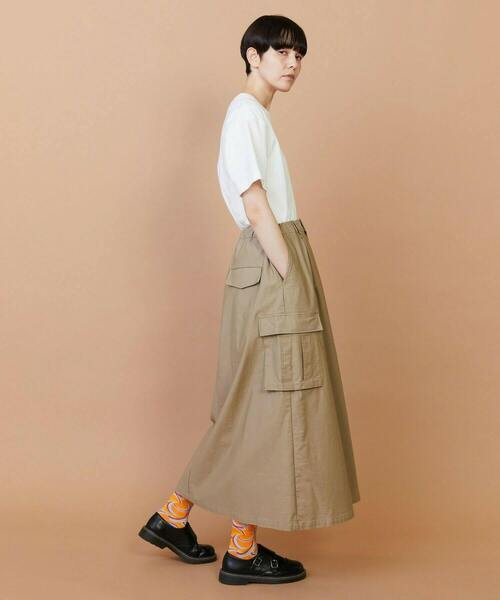 FRAPBOIS(フラボア)の「バックサテン スカート(スカート・レディース・グリーン/ベージュ・0/1)」の10枚目の写真