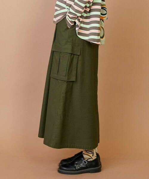 FRAPBOIS(フラボア)の「バックサテン スカート(スカート・レディース・グリーン/ベージュ・0/1)」の8枚目の写真