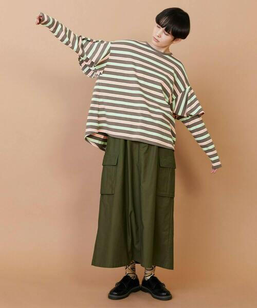 FRAPBOIS(フラボア)の「バックサテン スカート(スカート・レディース・グリーン/ベージュ・0/1)」の6枚目の写真