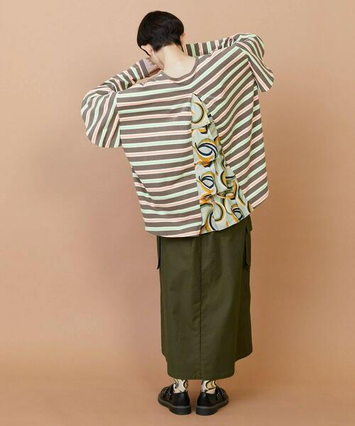 FRAPBOIS(フラボア)の「バックサテン スカート(スカート・レディース・グリーン/ベージュ・0/1)」の3枚目の写真