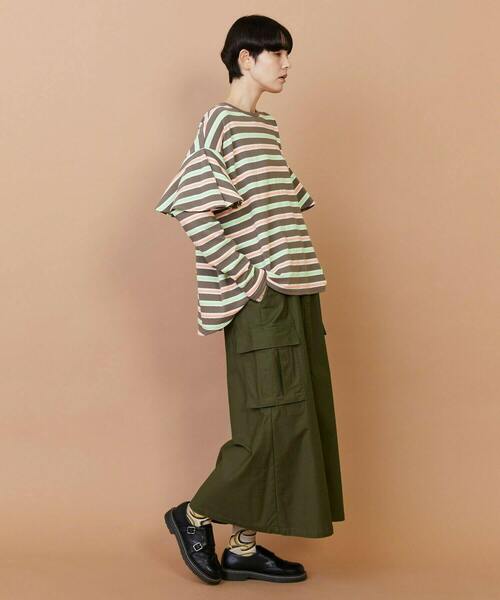 FRAPBOIS(フラボア)の「バックサテン スカート(スカート・レディース・グリーン/ベージュ・0/1)」の20枚目の写真