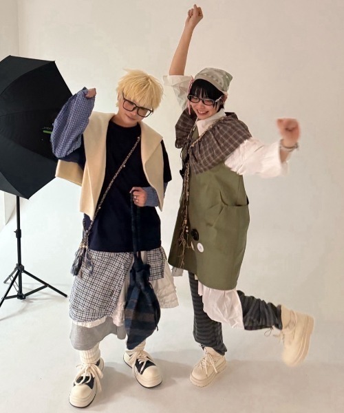 Never mind the XU / Chikashitsu+（ネバーマインド ザ エックスユー / チカシツプラス）の「【Nerd out XU】fleece stripe pants / 【ナードアウトエックスユー】フリースストライプイージーパンツ <着用動画あり>（スウェットパンツ・メンズ・ダークグレー/グレー・ONE SIZE）」の22枚目の写真
