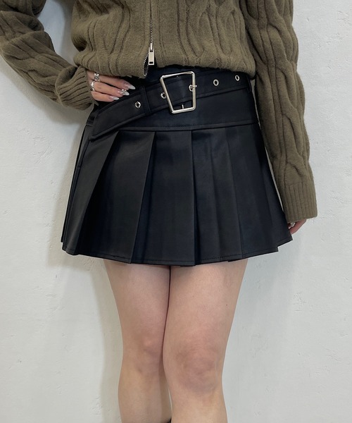 ROGER AND RAW（ロジャーアンドロウ）の「[インパン付] 合皮レザープリーツミニスカート（スカート・レディース・ブラック/グレー・SMALL/MEDIUM）」の17枚目の写真