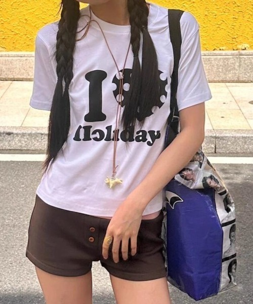 ViViDAY(ビビデー)の「I LOVE HOLIDAY ドットハート柄&英字ロゴ プリントショートtシャツ(Tシャツ/カットソー・レディース・オフホワイト/ブラック/ホワイト/ピンク/レッド/グレー/ネイビー/ライトブルー/ライトベージュ/グリーン・M)」の14枚目の写真