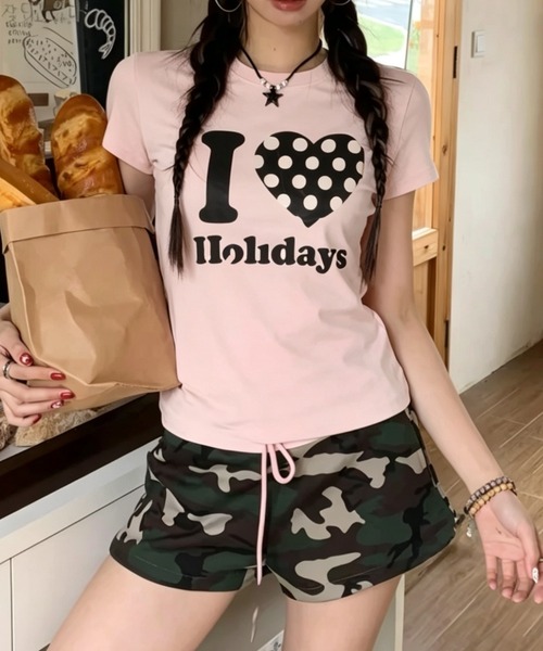 ViViDAY(ビビデー)の「I LOVE HOLIDAY ドットハート柄&英字ロゴ プリントショートtシャツ(Tシャツ/カットソー・レディース・オフホワイト/ブラック/ホワイト/ピンク/レッド/グレー/ネイビー/ライトブルー/ライトベージュ/グリーン・M)」の20枚目の写真