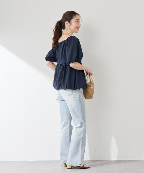 La boutique BonBon(ラブティックボンボン)の「【最強モテ系】バルーンペプラムブラウス(シャツ/ブラウス・レディース・ネイビー/オフホワイト/サックスブルー・FREE)」の5枚目の写真