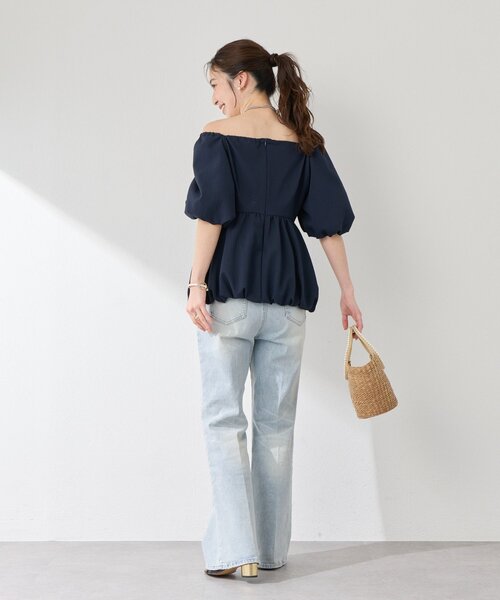La boutique BonBon(ラブティックボンボン)の「【最強モテ系】バルーンペプラムブラウス(シャツ/ブラウス・レディース・ネイビー/オフホワイト/サックスブルー・FREE)」の17枚目の写真
