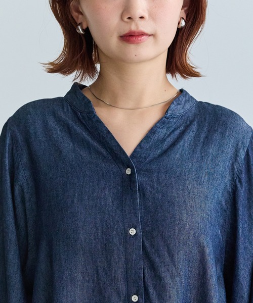 LAVEANGE(ラビアンジェ)の「シアーデニムギャザーワンピース|涼しく着られる、大人のデニムワンピ/軽やか/フレア/スキッパー/ロング丈/洗える/体型カバー(シャツワンピース・レディース・ネイビー・5L/4L/3L/LL/M)」の18枚目の写真