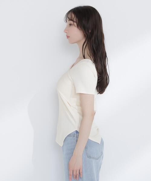 NATURAL BEAUTY BASIC（ナチュラルビューティーベーシック）の「◇アシメネックリブカットソー（Tシャツ/カットソー・レディース・ブラック/グレー/イエロー・FREE）」の7枚目の写真