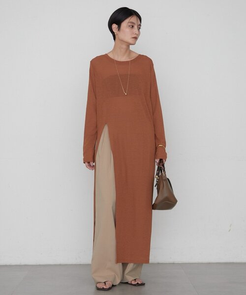 LOUNGEDRESS(ラウンジドレス)の「≪新色キャメル登場/重ね着映え≫シアーハイスリットワンピース(ワンピース・レディース・ブラック/オフホワイト/キャメル・FREE)」の22枚目の写真