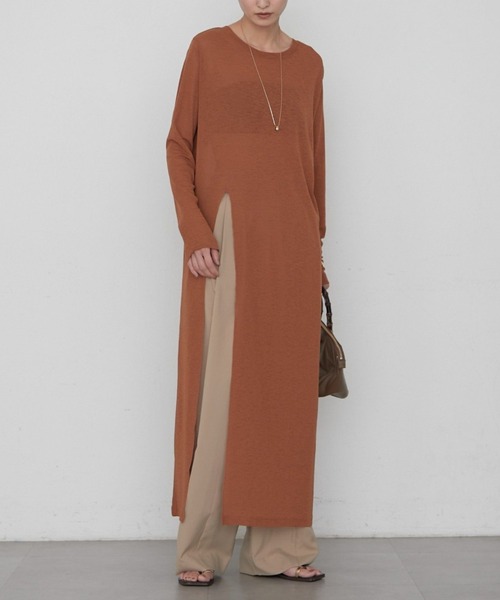LOUNGEDRESS(ラウンジドレス)の「≪新色キャメル登場/重ね着映え≫シアーハイスリットワンピース(ワンピース・レディース・ブラック/オフホワイト/キャメル・FREE)」の1枚目の写真