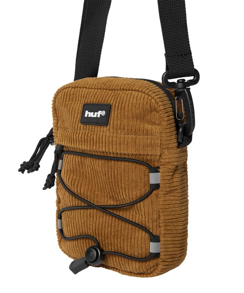 HUF(ハフ)の「CORDUROY BOWERY SIDE BAG(ショルダーバッグ・メンズ・ブラック/ダークパープル/ブラウン・O/S)」の5枚目の写真