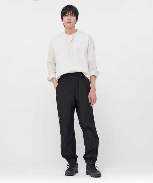 MARGARET HOWELL（マーガレットハウエル）の「SHIRTING LINEN（シャツ/ブラウス・メンズ・オフホワイト/ピンク・SMALL/MEDIUM/LARGE/X-LARGE）」の3枚目の写真