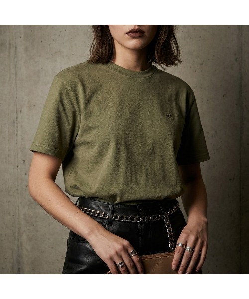 FILA(フィラ)の「PIGMENT S/S TEE(Tシャツ/カットソー・レディース・グレー/ブラック/ベージュ・XL/L/M/S)」の3枚目の写真