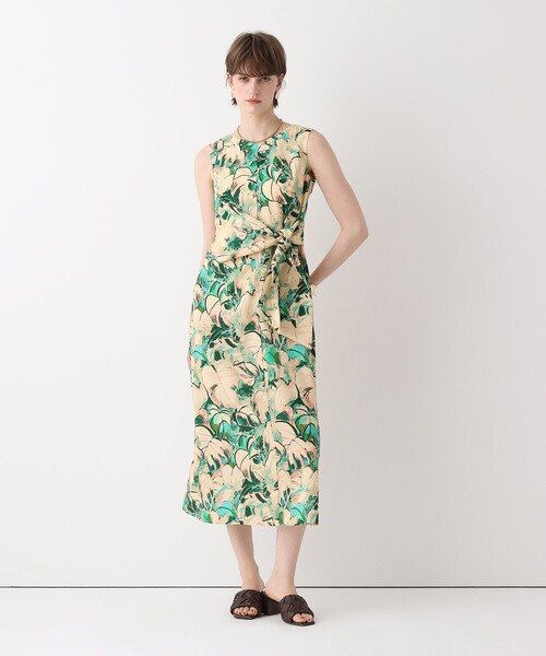 allureville（アルアバイル）の「ボタニカルプリントワンピース（ワンピース・レディース・ベージュ・2/1）」の3枚目の写真