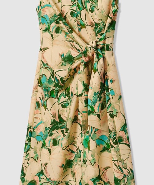 allureville（アルアバイル）の「ボタニカルプリントワンピース（ワンピース・レディース・ベージュ・2/1）」の10枚目の写真