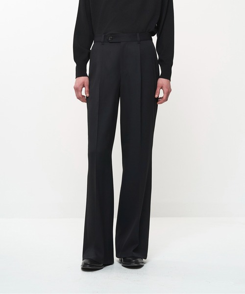 Juha（ユハ）の「FLUID FLARE PANTS（スラックス・メンズ・ブラウン/グレー/ブラック・4/3/2）」の4枚目の写真