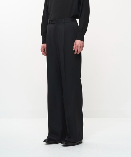 Juha（ユハ）の「FLUID FLARE PANTS（スラックス・メンズ・ブラウン/グレー/ブラック・4/3/2）」の5枚目の写真