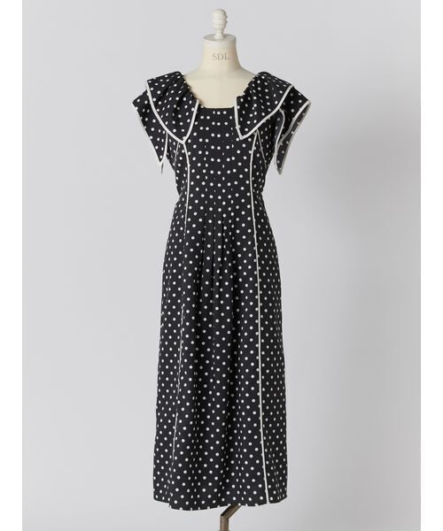 SNIDEL（スナイデル）の「【WEB限定00サイズあり】ラッフルカラープリントワンピース（ワンピース・レディース・ブラック/アイボリー/ネイビー・1/0/00）」の4枚目の写真