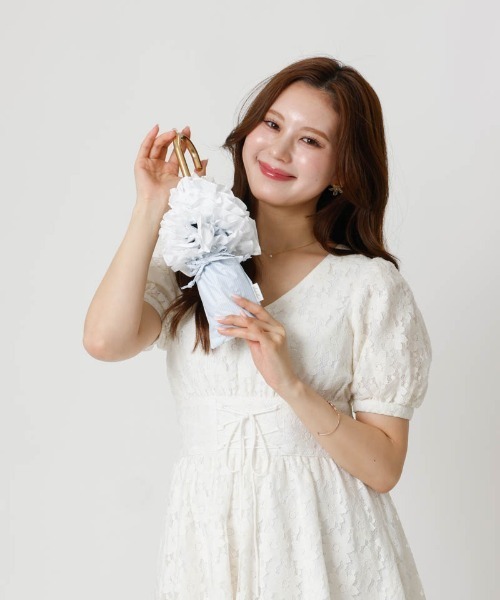 dazzlin（ダズリン）の「【dazzlin(ダズリン)】ストライプ・ドットフリル晴雨兼用傘（折りたたみ傘）（折りたたみ傘・レディース・ダークネイビー/ホワイト/サックスブルー/ペールイエロー/ライトピンク/ネイビー・FREE）」の16枚目の写真