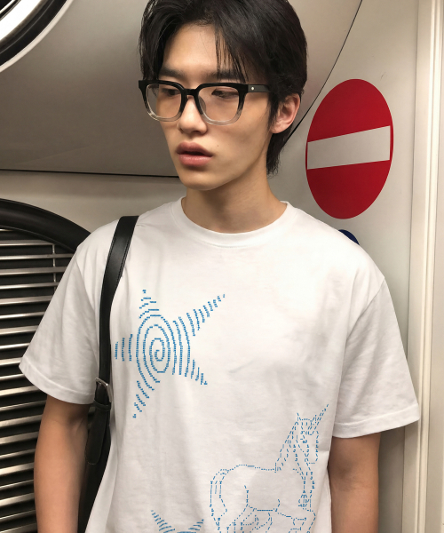 GRAVER（グレーバー）の「[ユニセックス]アスキー ユニコーン 半袖Tシャツ_2カラー（Tシャツ/カットソー・レディース・ホワイト/チャコールグレー・SMALL/MEDIUM/LARGE/X-LARGE）」の8枚目の写真