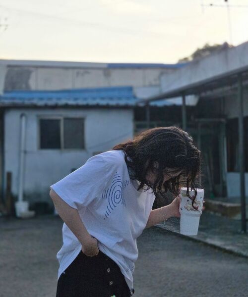 GRAVER（グレーバー）の「[ユニセックス]アスキー ユニコーン 半袖Tシャツ_2カラー（Tシャツ/カットソー・レディース・ホワイト/チャコールグレー・SMALL/MEDIUM/LARGE/X-LARGE）」の11枚目の写真