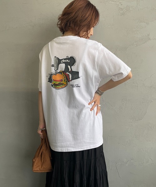 CHUMS（チャムス）の「[CHUMS/チャムス] HANDMADE HAMBURGER バックプリントTシャツ（Tシャツ/カットソー・レディース・ブラック/ホワイト/グレイッシュベージュ・XL/L/M）」の16枚目の写真