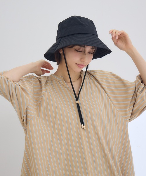 KATHARINE ROSS(キャサリンロス)の「【KATHARINE ROSS】【JUNK PRODUCTIONS】【UV/COOL/撥水/ウォッシャブル】バケットハット ストラップ付(ハット・レディース・ブラック/ブラウン・MEDIUM)」の3枚目の写真