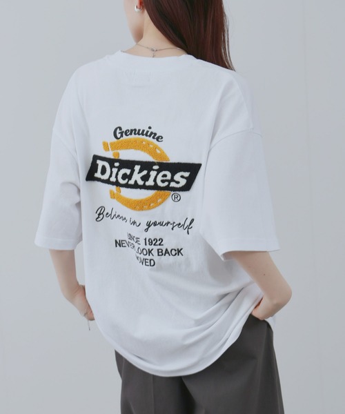 Dickies（ディッキーズ）の「【GENUINE Dickies / ジェニュインディッキーズ】 ユニセックスバック刺繍Ｔシャツ（Tシャツ/カットソー・メンズ・グレイッシュベージュ/ホワイト/スミクロ・M/L/XL）」の2枚目の写真