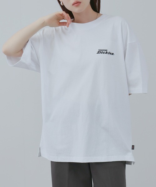 Dickies（ディッキーズ）の「【GENUINE Dickies / ジェニュインディッキーズ】 ユニセックスバック刺繍Ｔシャツ（Tシャツ/カットソー・メンズ・グレイッシュベージュ/ホワイト/スミクロ・M/L/XL）」の4枚目の写真