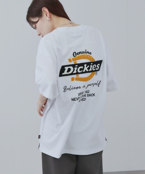 Dickies（ディッキーズ）の「【GENUINE Dickies / ジェニュインディッキーズ】 ユニセックスバック刺繍Ｔシャツ（Tシャツ/カットソー・メンズ・グレイッシュベージュ/ホワイト/スミクロ・M/L/XL）」の5枚目の写真